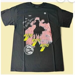 Trinx LA - “wild horse “Large tee shirt-100% cotton NWT